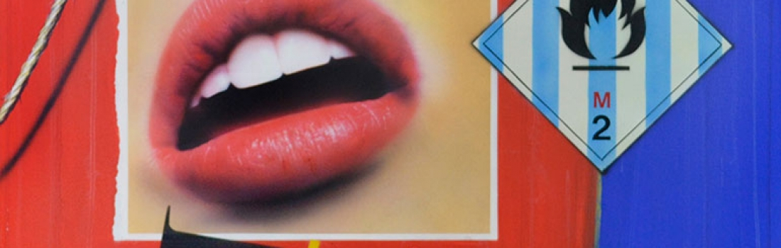 BOUCHE / FOND ROUGE / BLEU / in-S